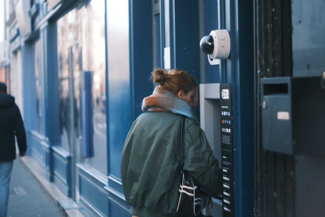 découvrez nos services bancaires sécurisés et adaptés à vos besoins, incluant comptes courants, épargnes, prêts et conseils financiers personnalisés.