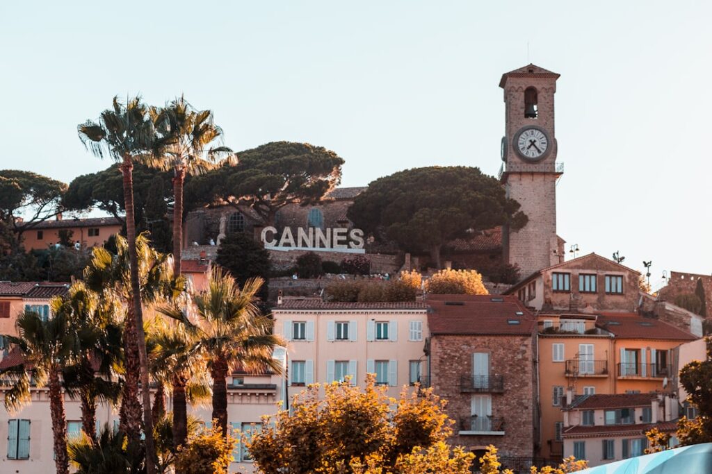 service professionnel d'organisation d'événements à cannes, pour des expériences inoubliables sur la côte d'azur.