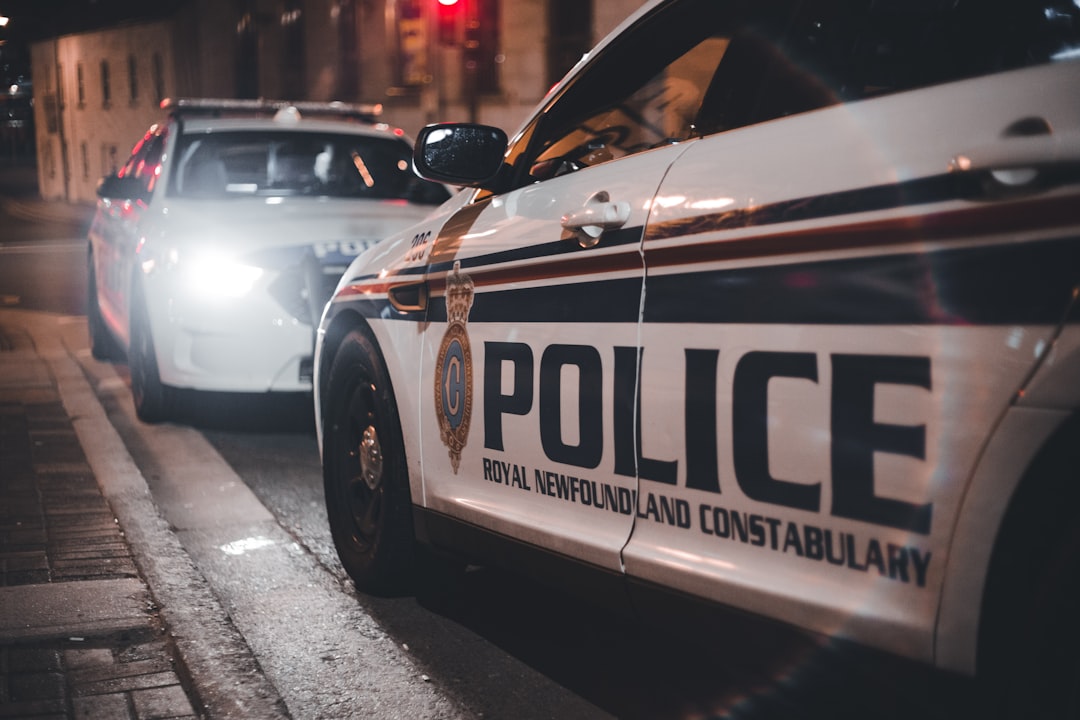 déclarez votre incident rapidement et facilement avec notre service de déclaration de police en ligne sécurisé.