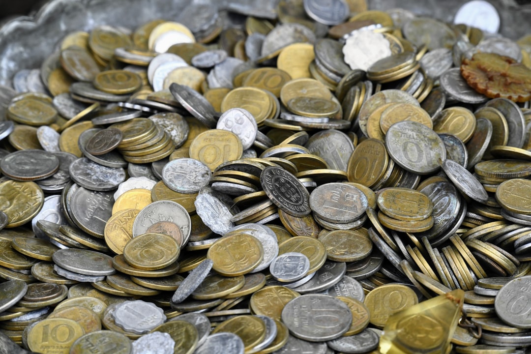 taux de change : suivez les dernières valeurs des devises, comparez les cours et effectuez vos conversions en temps réel.